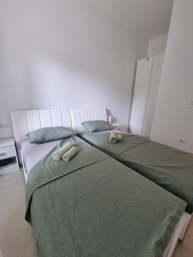 Bass Apartment プーラ エクステリア 写真